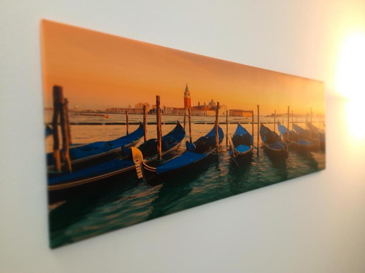 Marco's apartment -ideale per Venezia- Mestre Esterno foto
